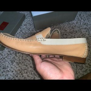 Colehaan flats